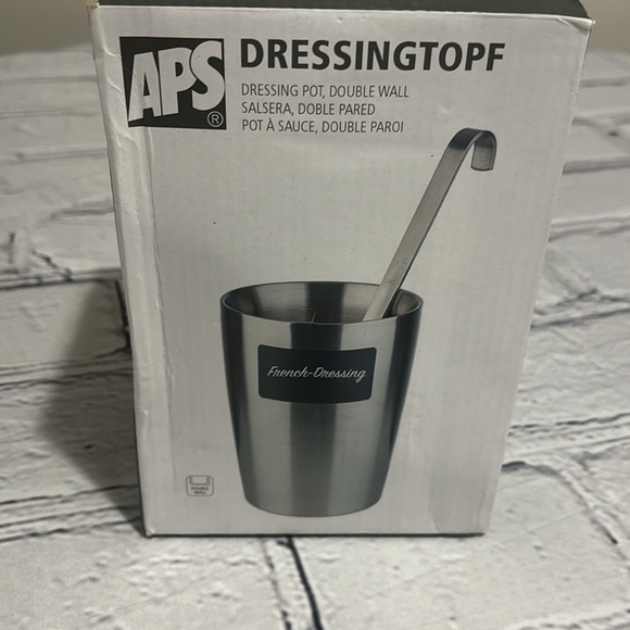 World Tableware APS 30060 Profi S/S Insulated 47-3/8 Oz. Dressing - Picture 3 of 8